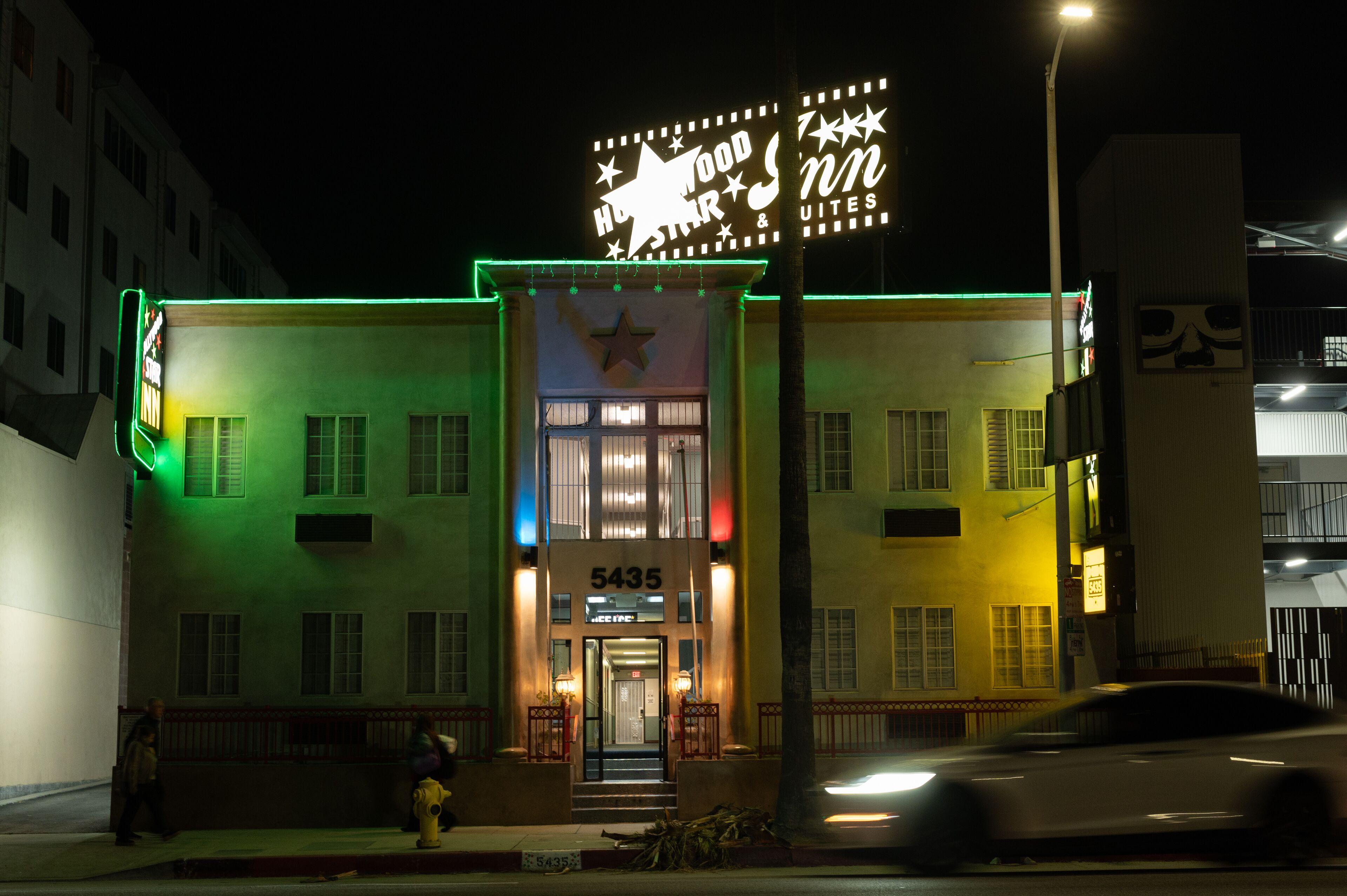 Hollywood Stars Inn — Photos 2